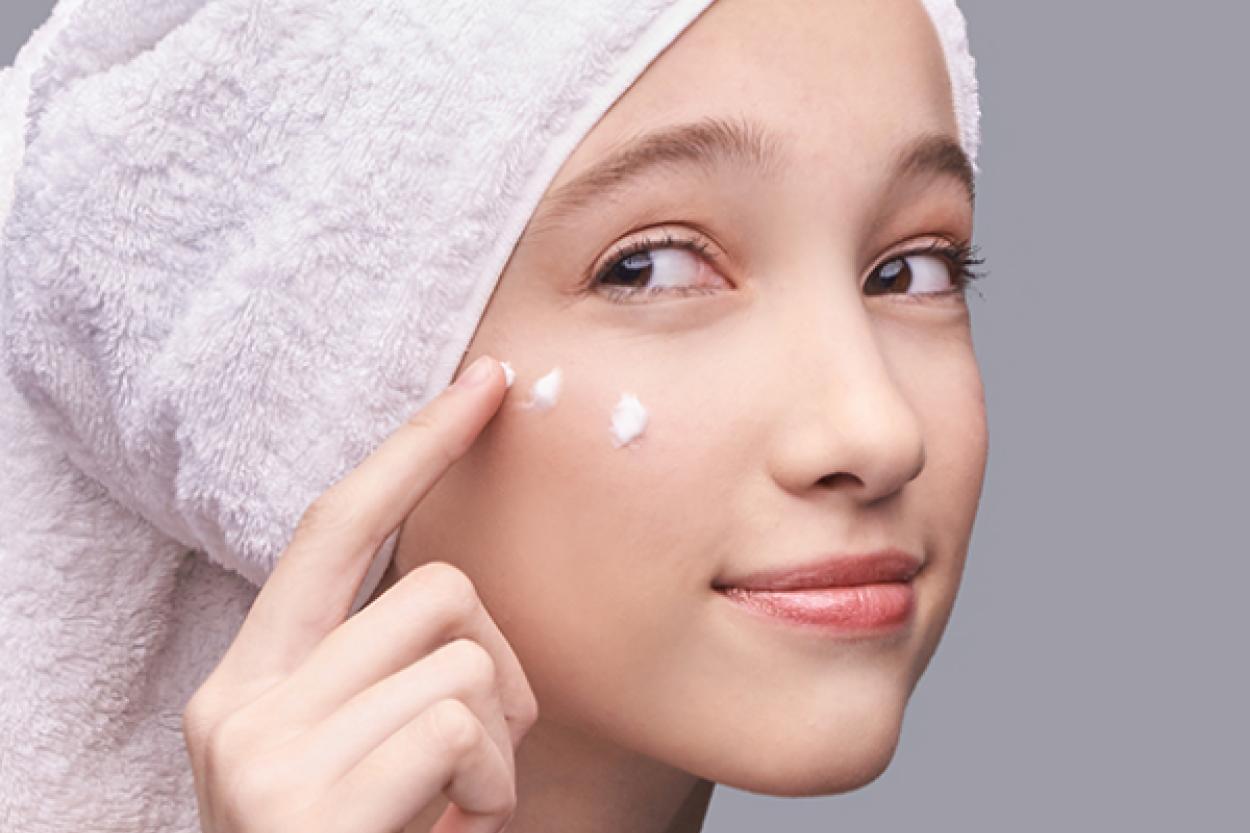 Акне в подростковом возрасте: советы дерматологов по современным методам лечения