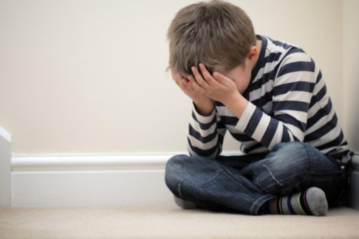 Пережитый в детстве стресс повышает риск заболеваний ЖКТ во взрослом возрасте