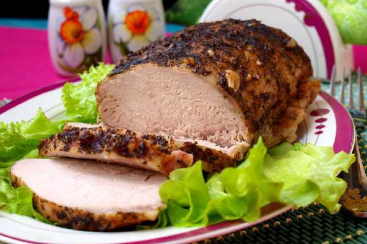 Заменяем колбасу на полезную буженину: легкий рецепт для всей семьи