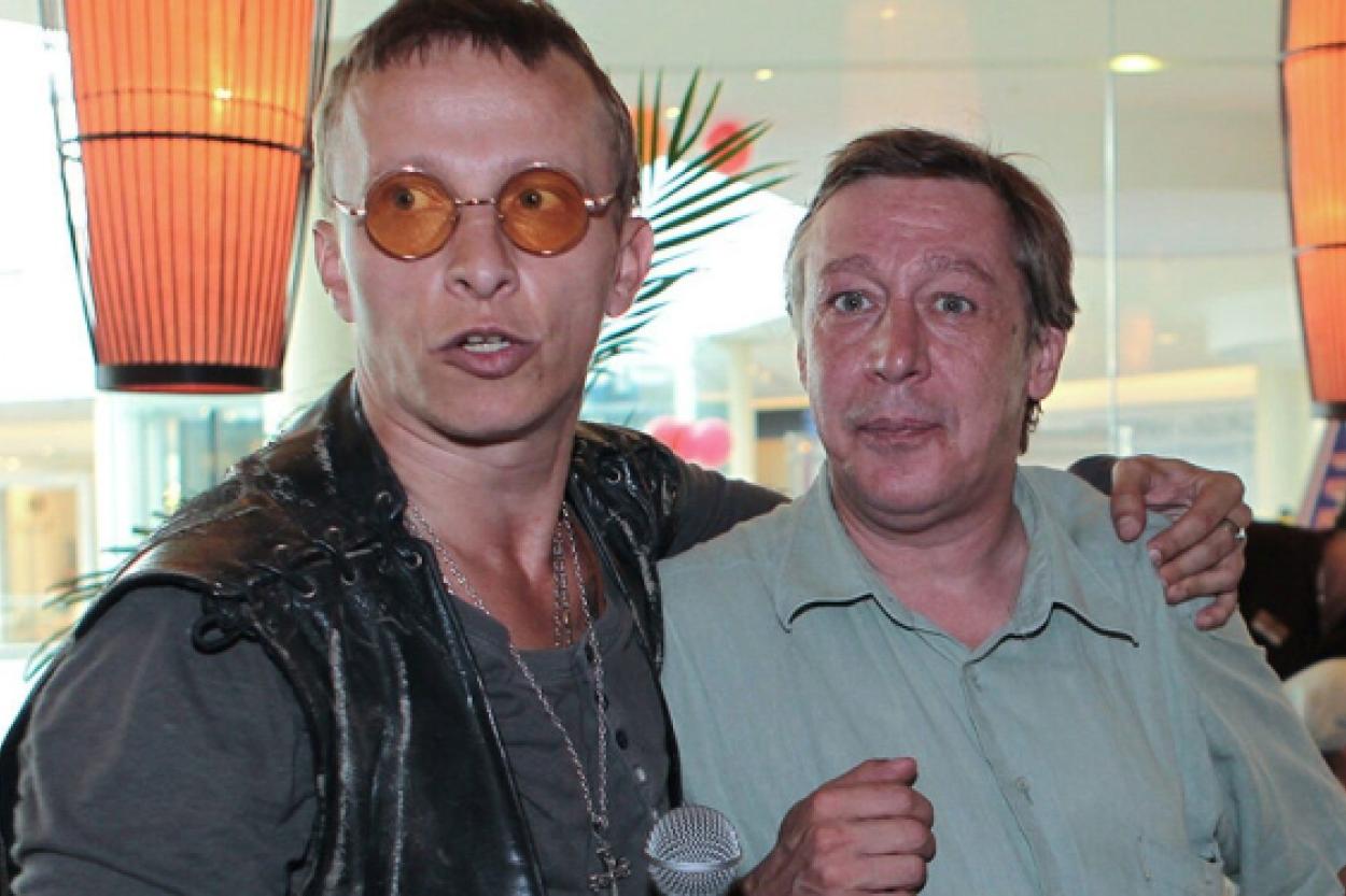 Отношения Охлобыстина и Ефремова: что стоит за молчанием