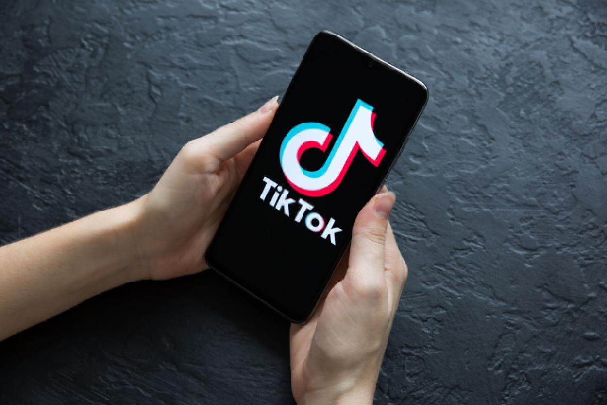 TikTok начинает создание мини-драм и готовит первый вертикальный сериал