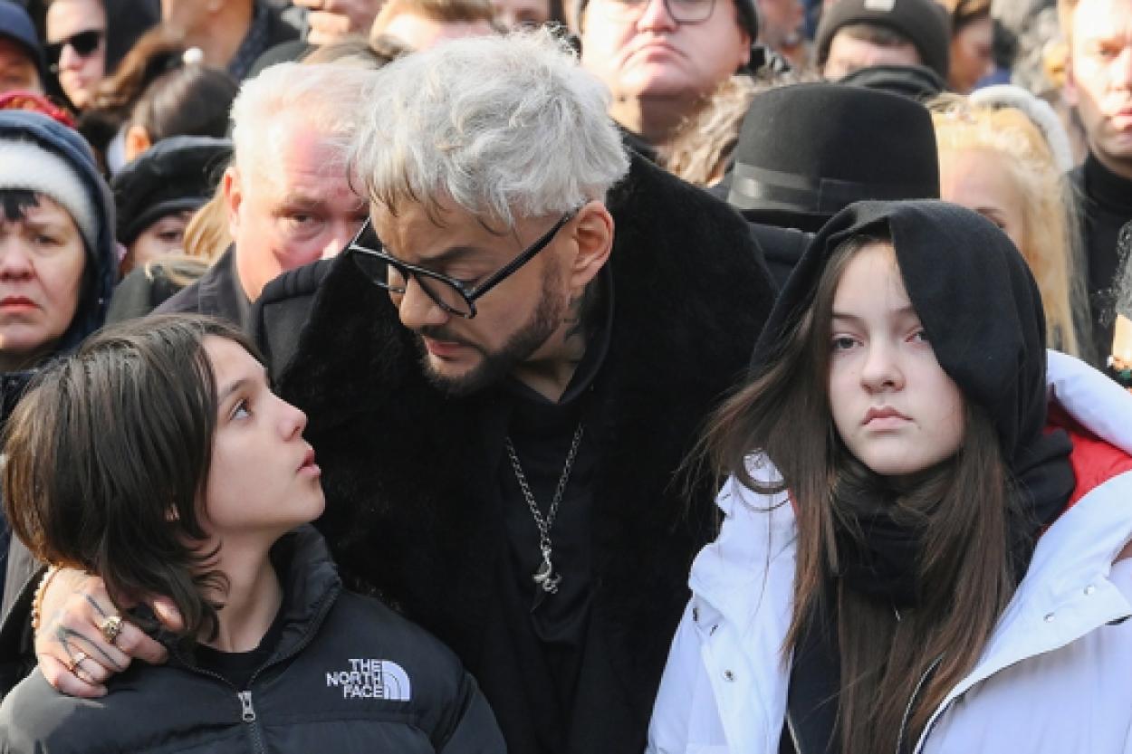 Тревоги поп-короля: как 13-летний Мартин Киркоров огорчил своего отца