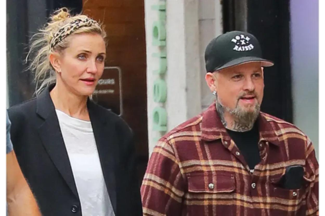 Кэмерон Диас в Нью-Йорке: естественная красота на прогулке с мужем