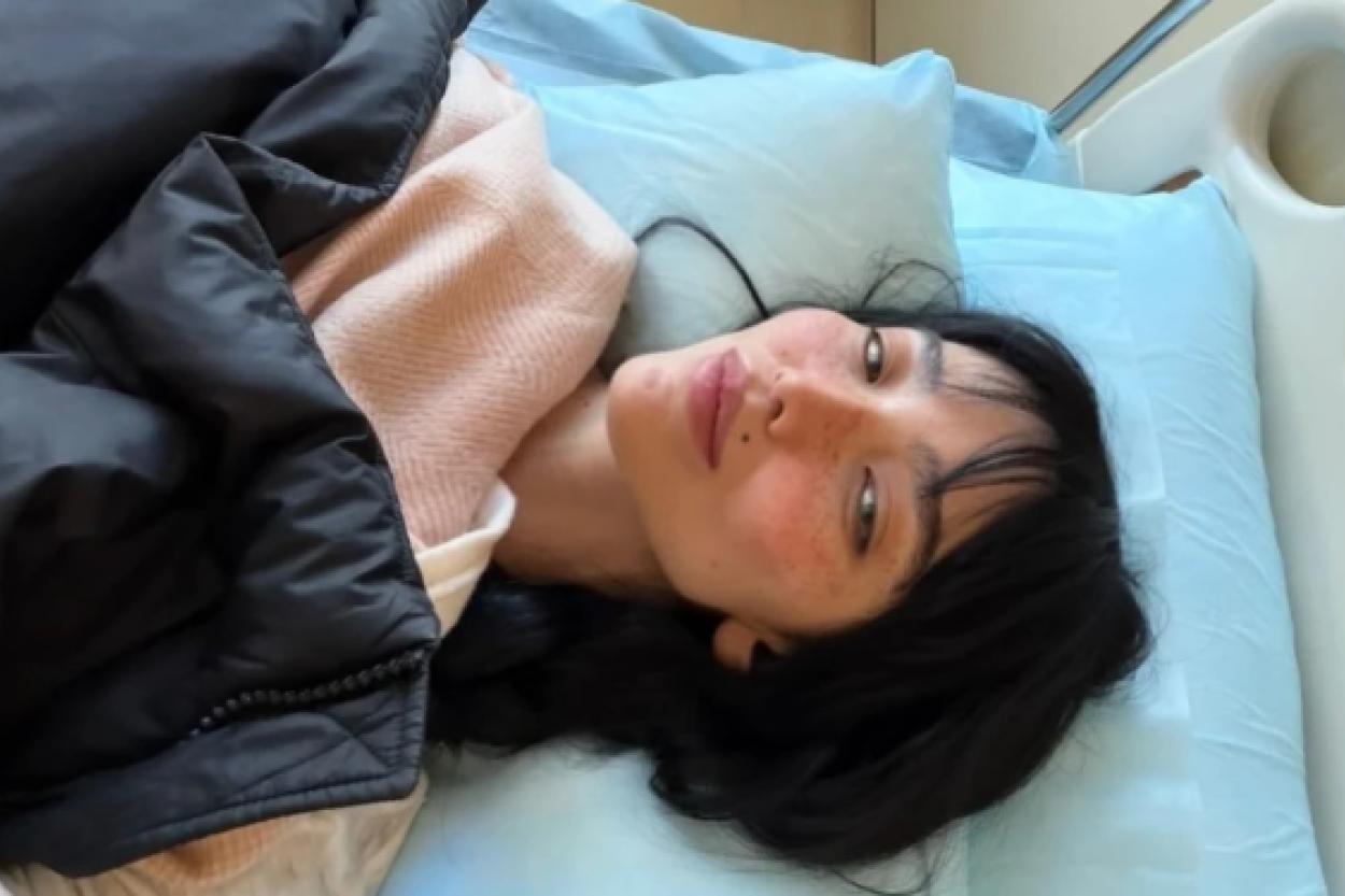 Жена продюсера Александра Цекало делится снимком с больничной койки в Лос-Анджелесе