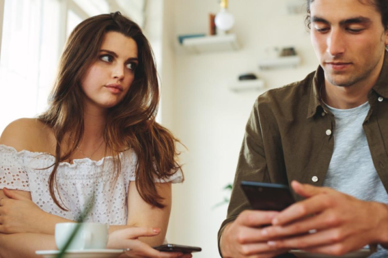 Сигналы, которые стоит заметить на первом свидании