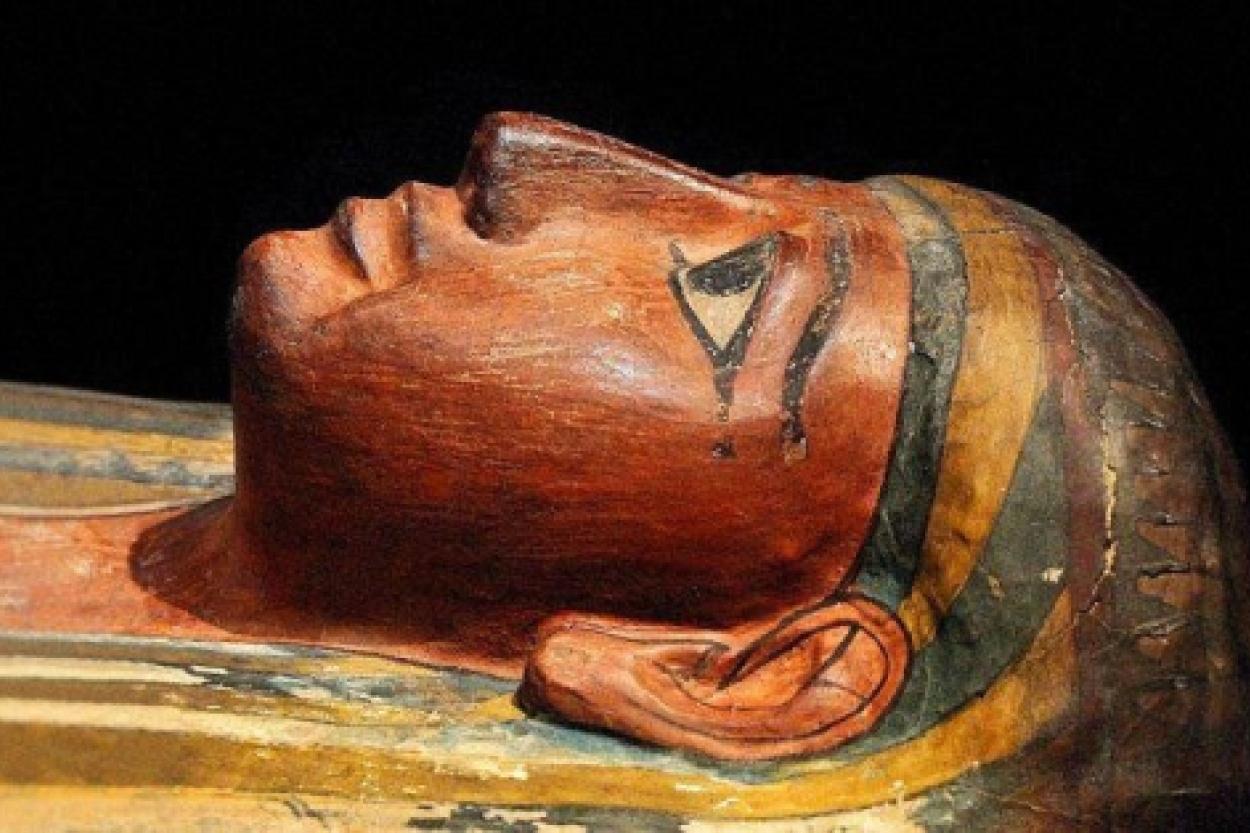 В мумии в Египте обнаружили редкий экземпляр поэмы «Илиада»