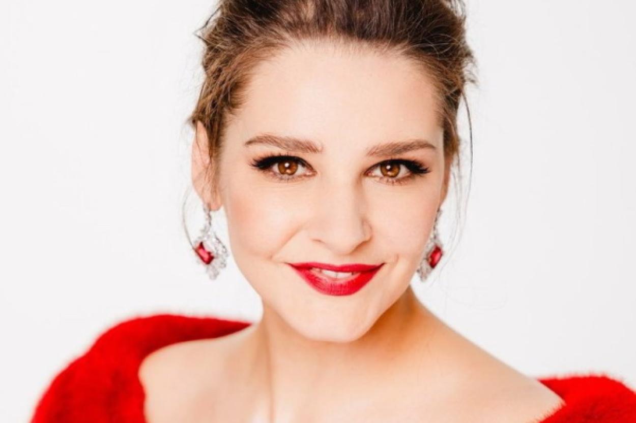 Сестра Глафиры Тархановой представила смелый образ на светском мероприятии