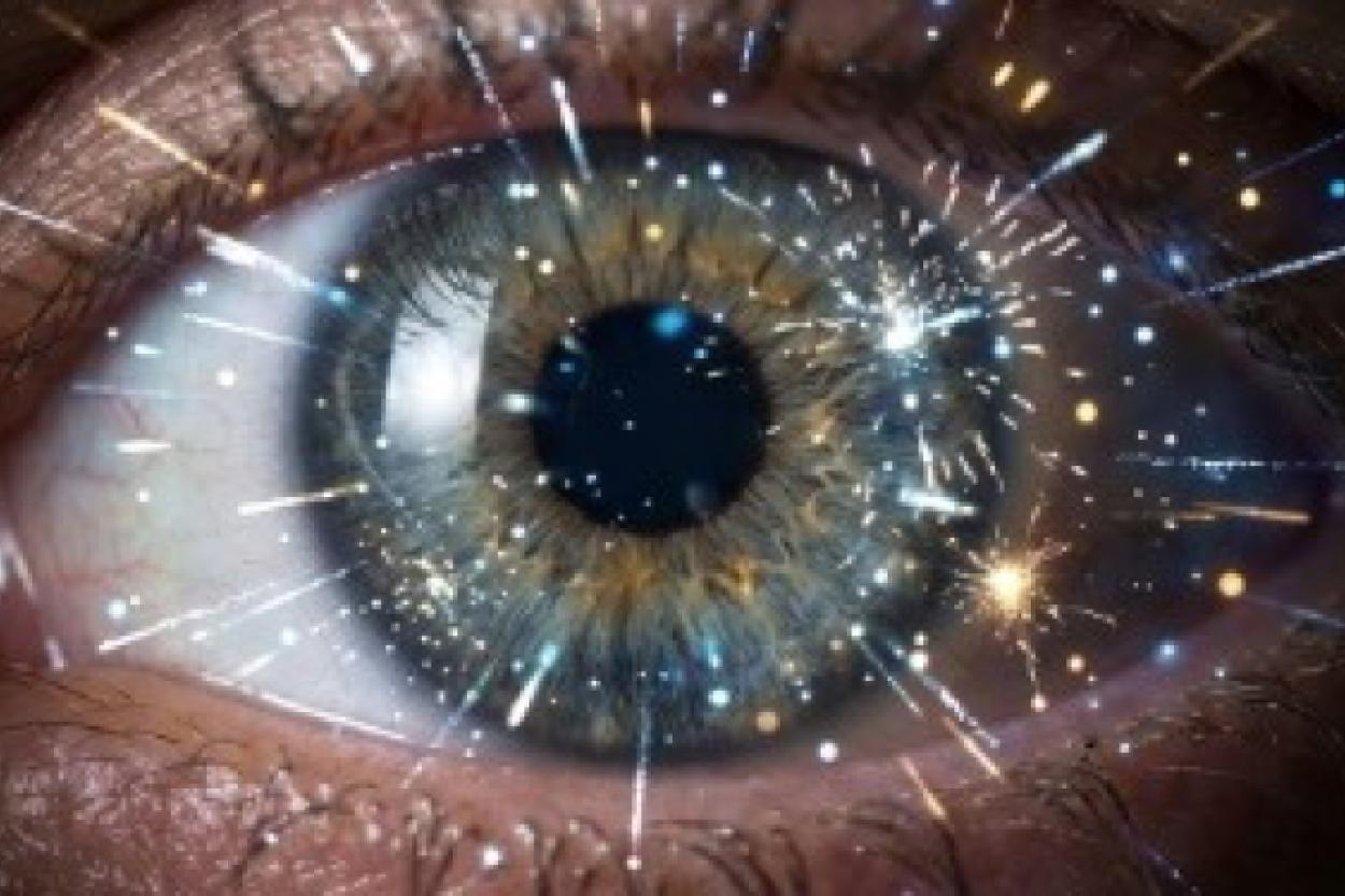 Фотопсия: почему перед глазами искрит и когда пора к врачу?